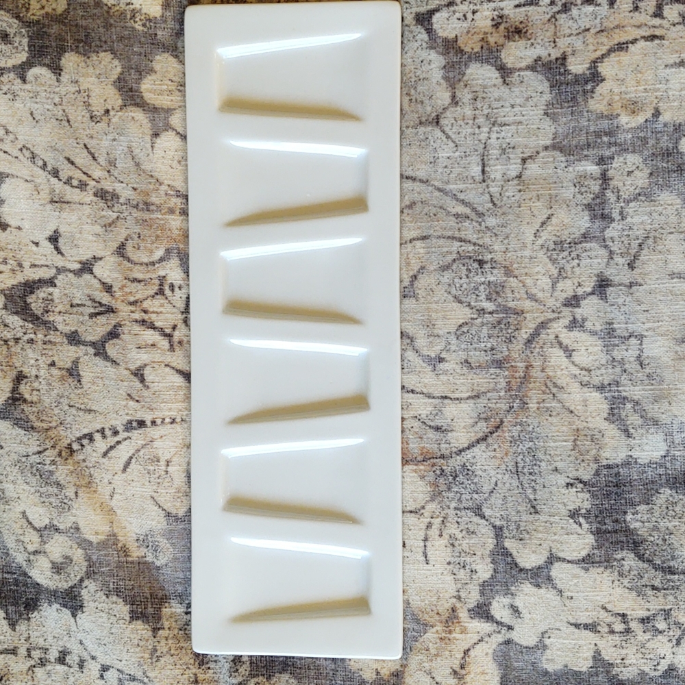 Brilliant Porcelain Tray with 6 Porcelain Spoons x 2 - Picture 4 of 7